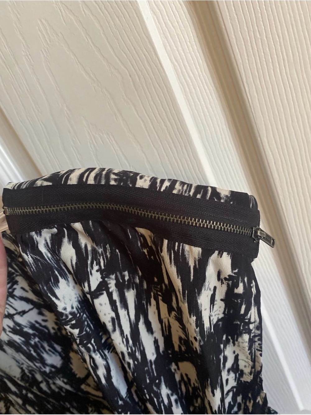 Guess Black and White Strapless Printed Dress - Picture 4 of 10